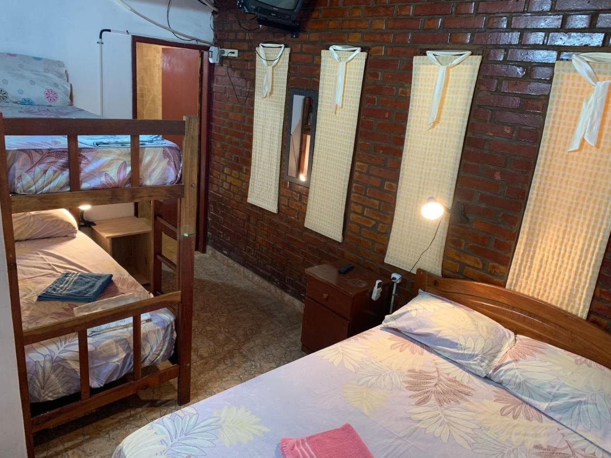 Litt Iguazu Hostal Puerto Iguazú Dış mekan fotoğraf